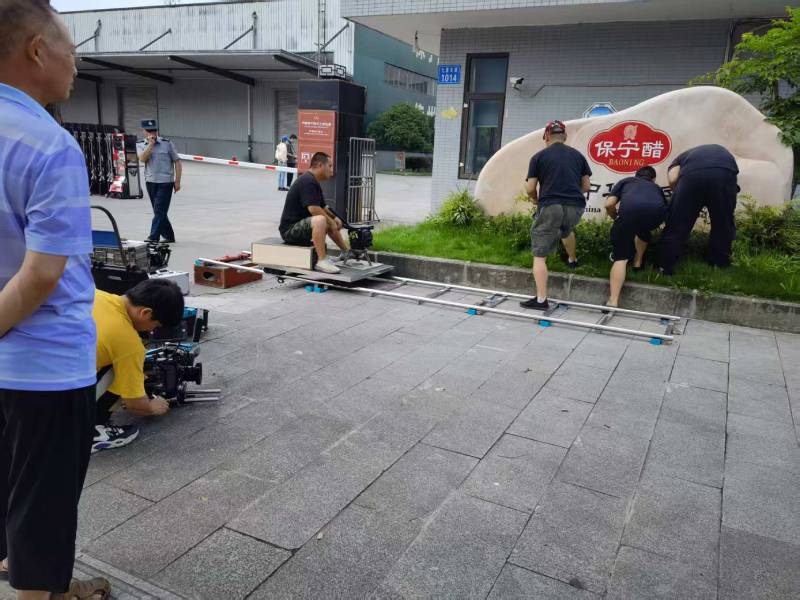 衢江区广告片拍摄公司核心优势：全流程服务，让品牌广告片省心更出彩